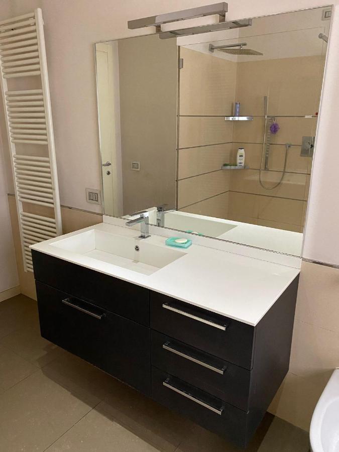 Lovely Apartment In The New Porta Nuova Area Mailand Exterior foto